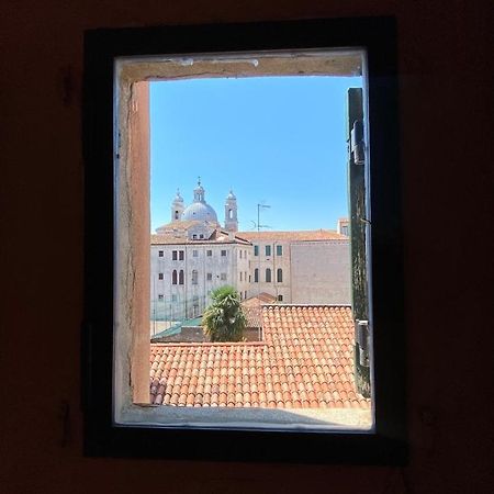 Ca' Romantica - Big Appartment At Accademia Venedig Eksteriør billede
